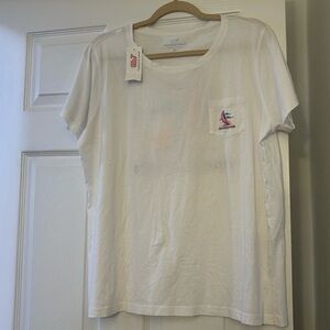 *NWT* Vineyard Vines t shirt